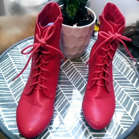 red granny boots
